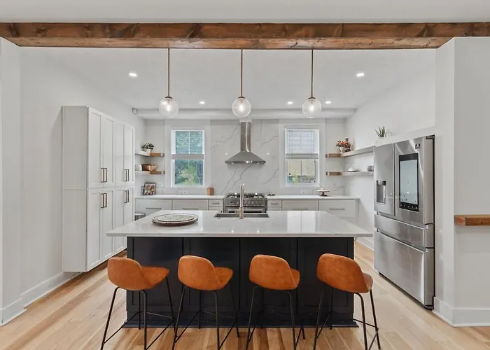 3br Stylish Retreat, Minutes From Downtown Pittsburgh, Free 3-car Parking Holiday home Pittsburgh
