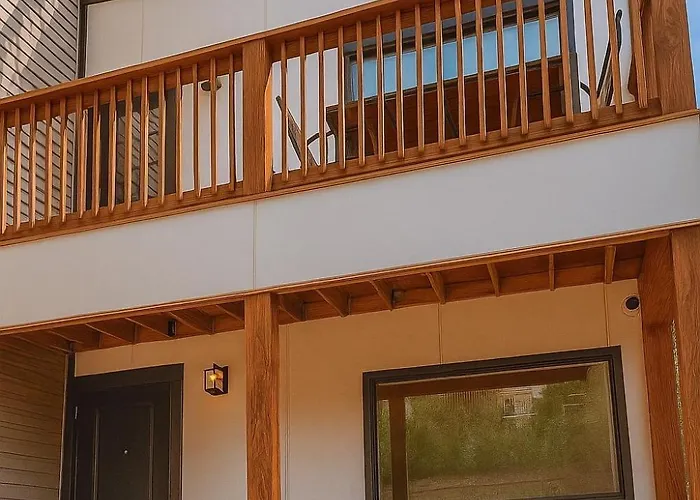 3br Stylish Retreat, Minutes From Downtown Pittsburgh, Free 3-car Parking Pittsburgh